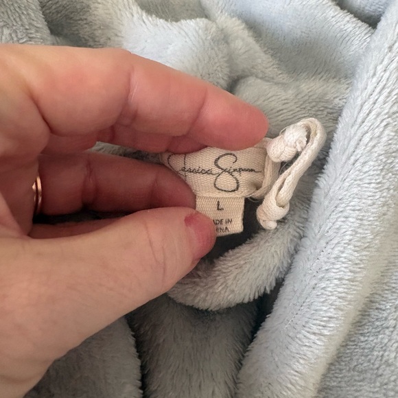 Jessica Simpson Girls Gray Robe Size Large - Picture 2 of 2